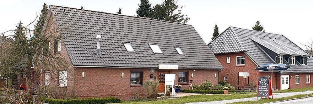 Hotel Vom Land Zum Meer Jork Exterior photo